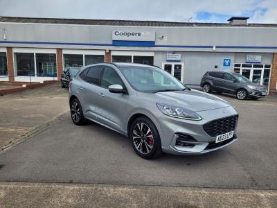 Ford Kuga 1.5T EcoBoost ST-Line X Edition Euro 6 (s/s) 5dr SUV Petrol Solar Silver at Coopers of Oulton Leeds
